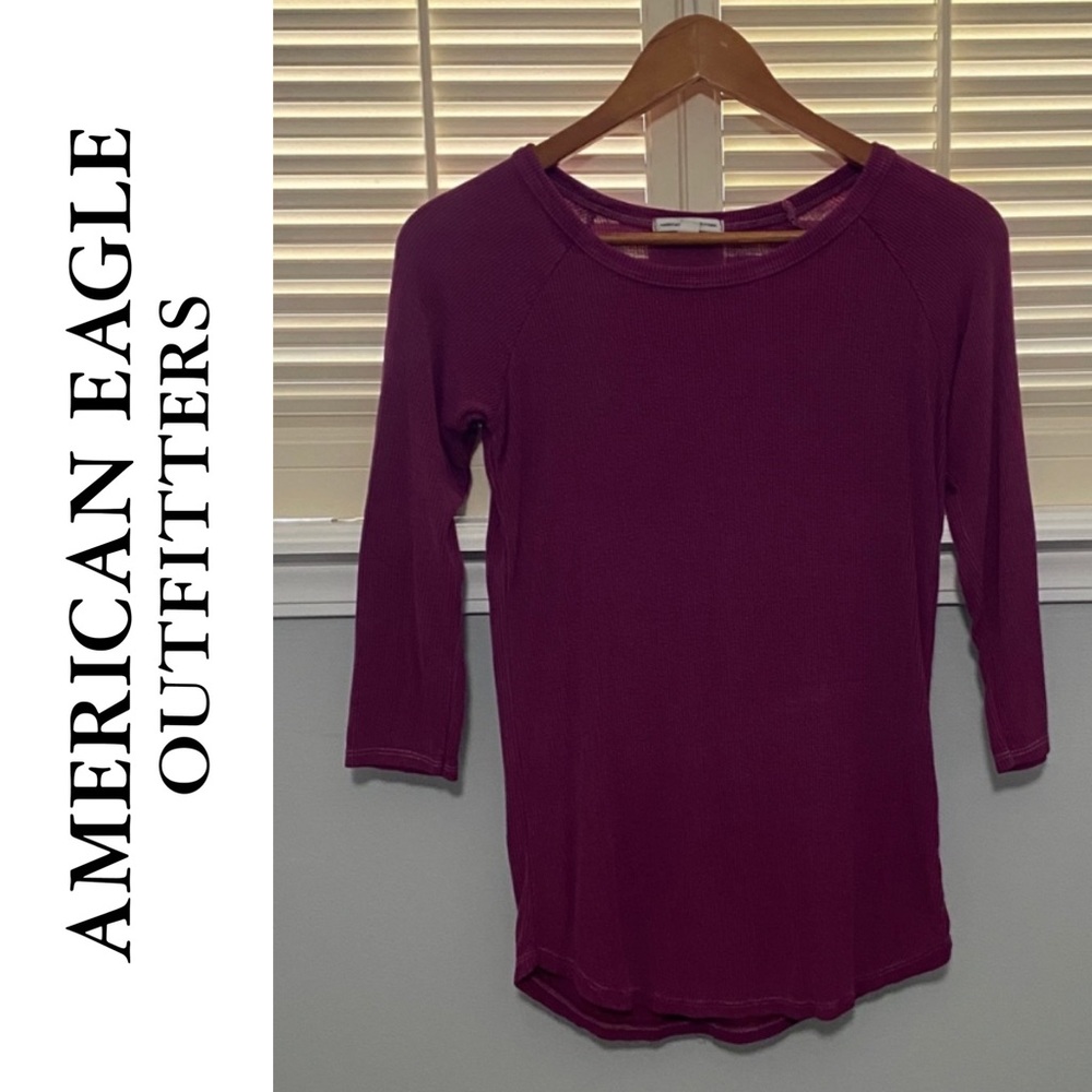 American Eagle ribbed tee